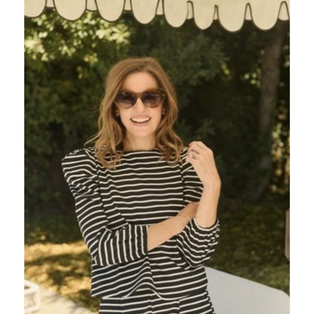 Buru Top Twiggy 70’s Black White Stripe  Size XS Preppy Neutral Contemporary